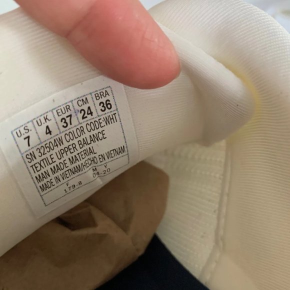 BOBS Skechers White Sneakers. NEW - Picture 7 of 8